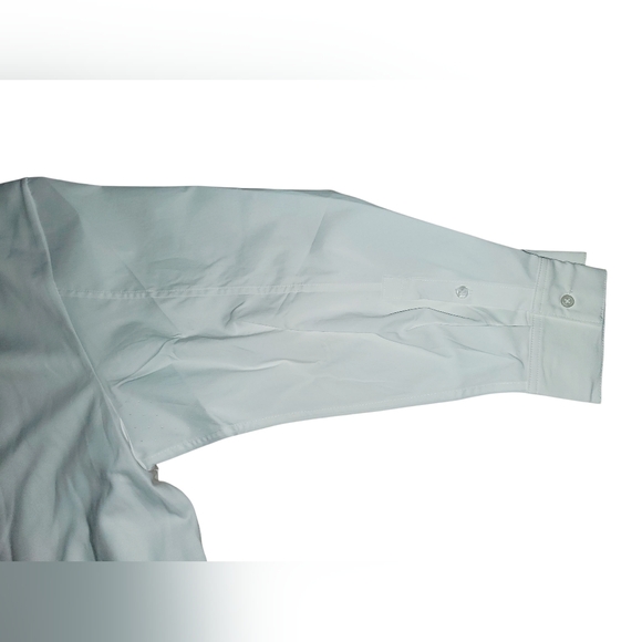ATHLETA Urbanite Top 2.0 Women's 3X Bright White Button Up Shirt Stretch NWT - Picture 7 of 15
